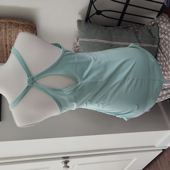 Calia by Carrie Underwood athletic top - Picture 4 of 5